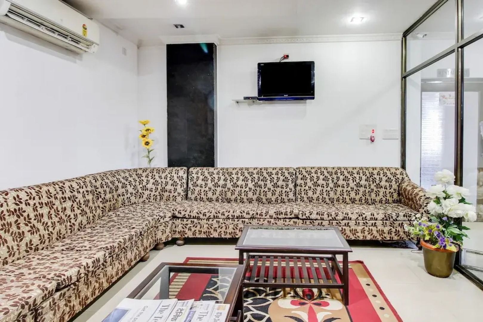 Hotel Royal Park by OYO Rooms