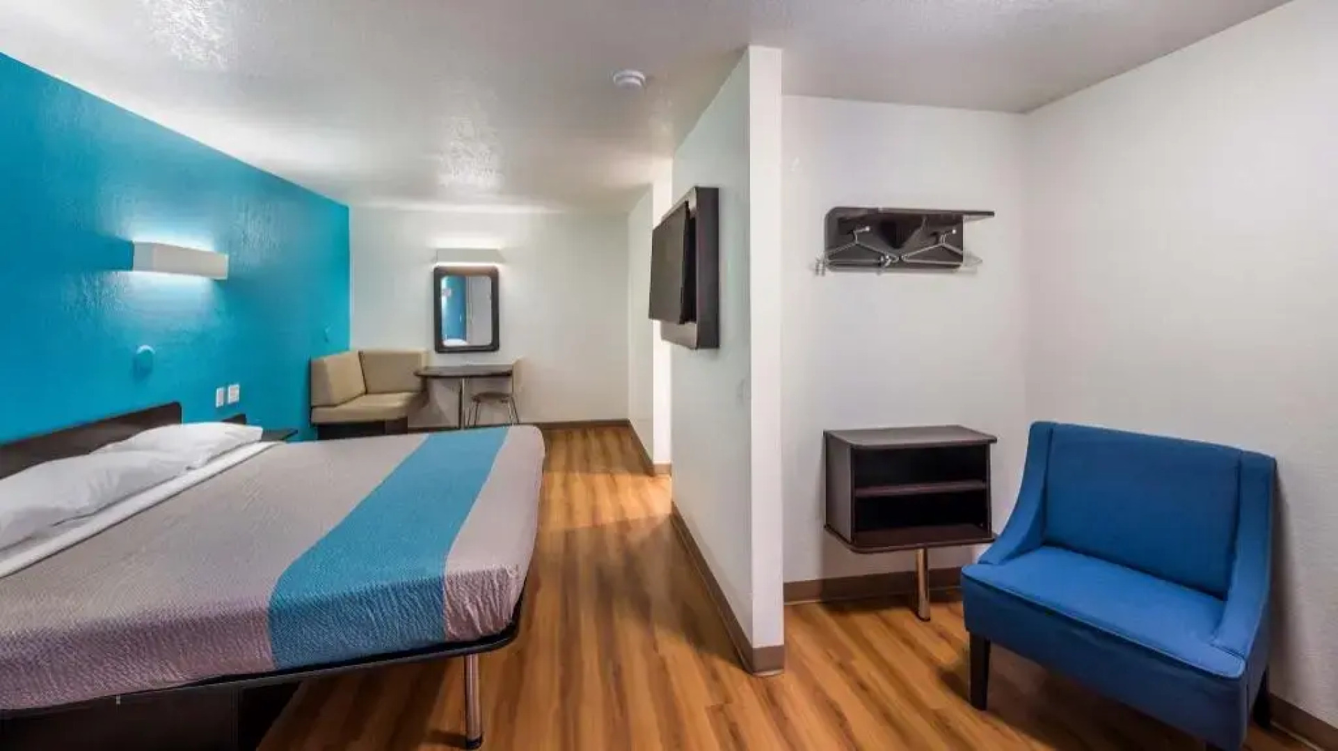 Motel 6 Dallas - Irving DFW Airport East