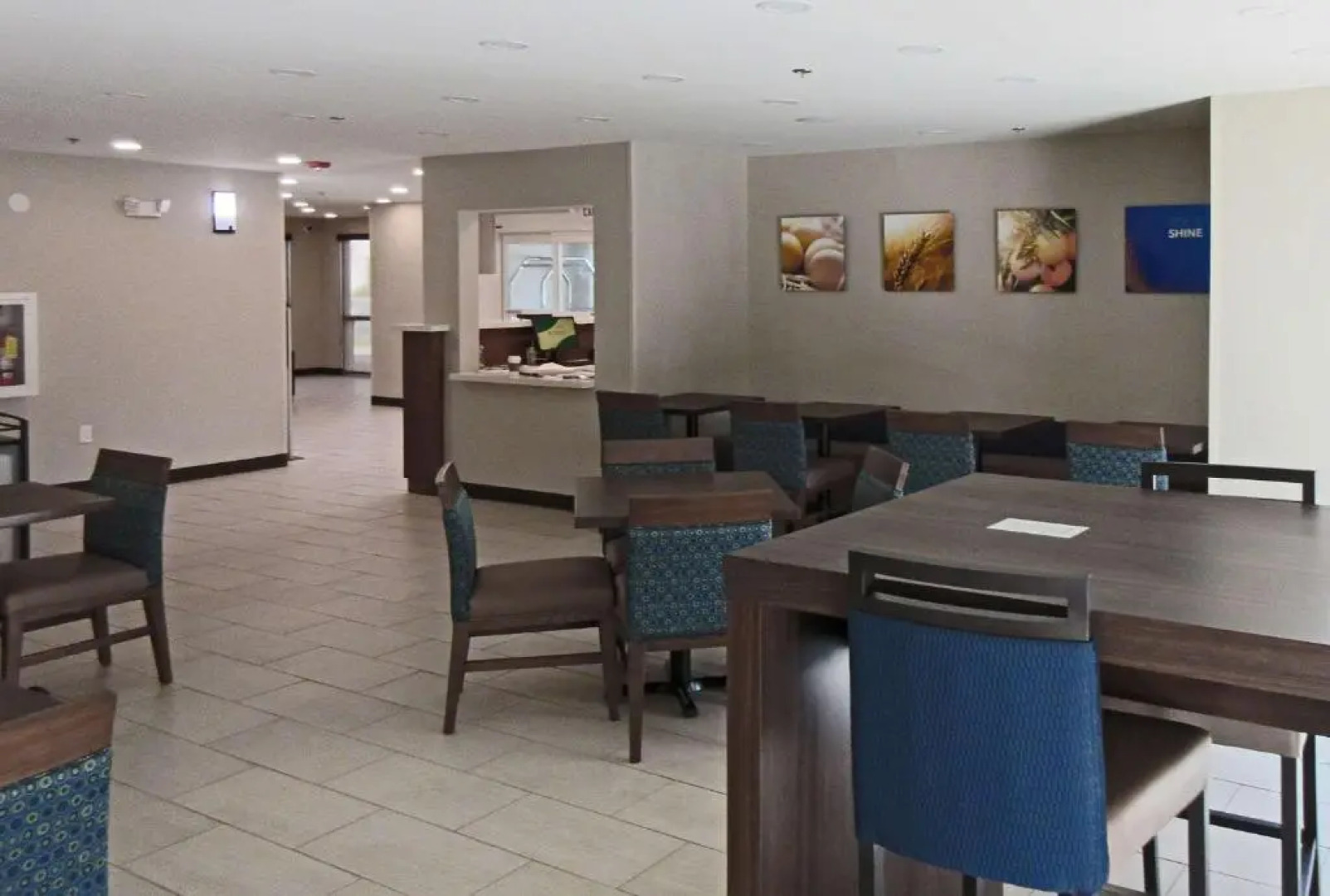 Comfort Inn & Suites