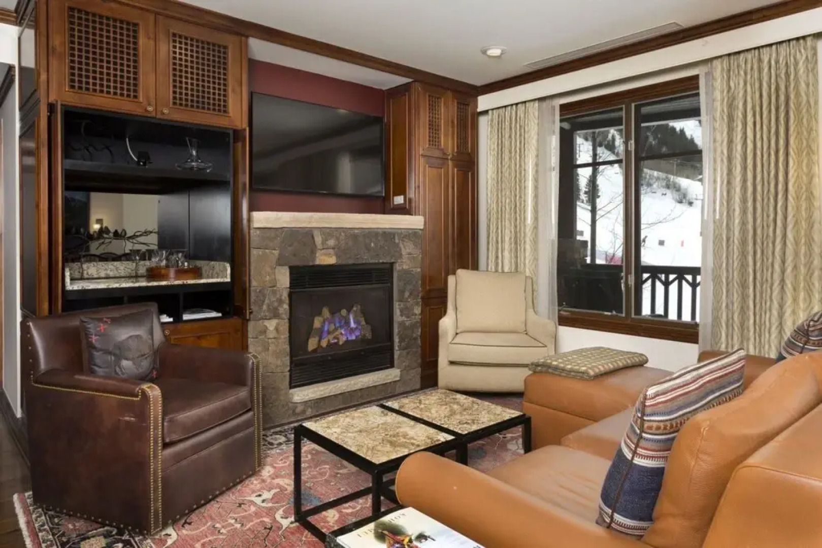 Aspen Ritz-carlton 2 Bedroom Ski In, Ski Out Residence