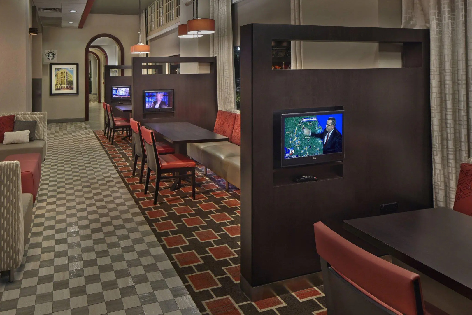 Courtyard by Marriott St. Petersburg Downtown