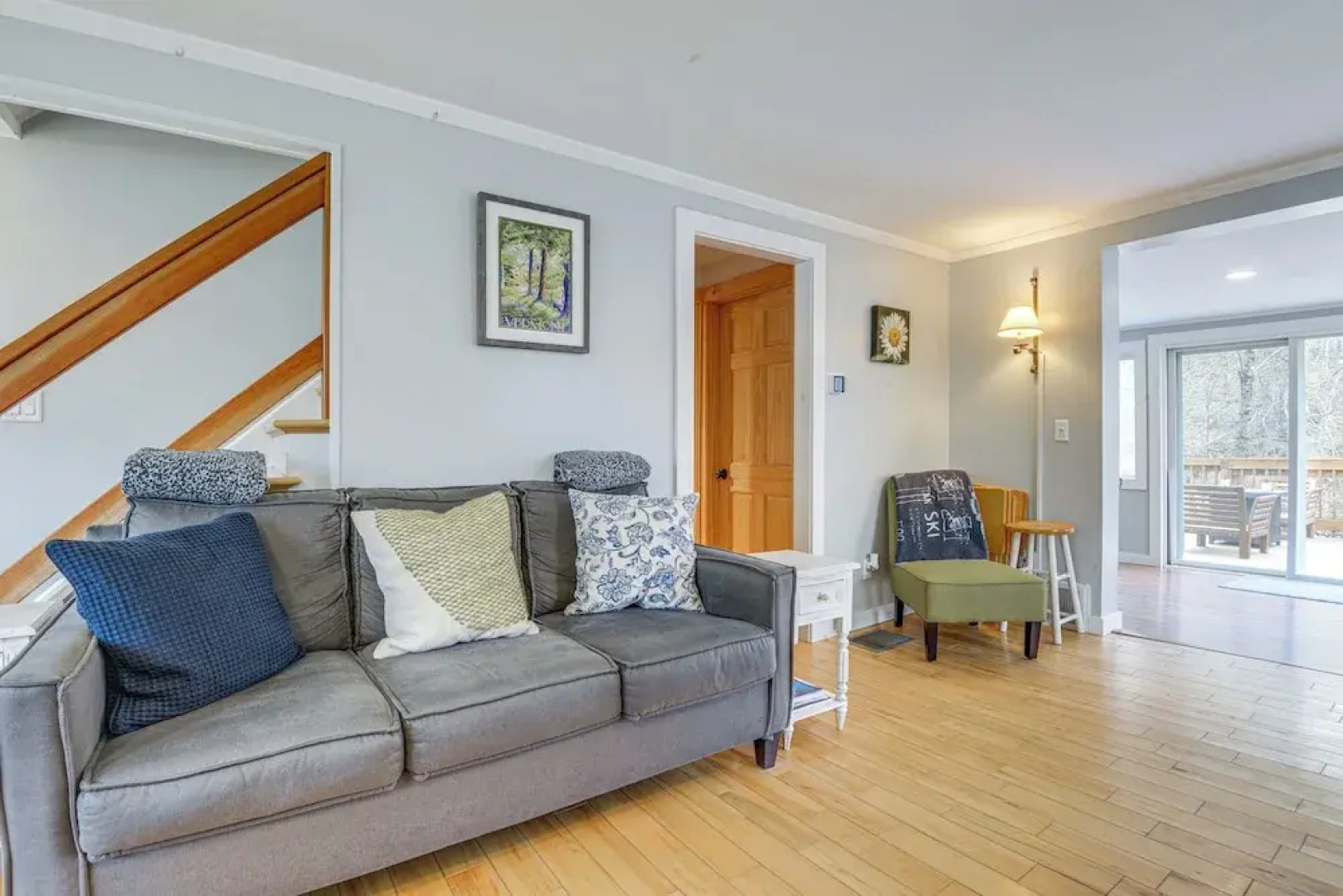 2 Mi to Mt Snow: Warm & Cozy Family Winter Retreat