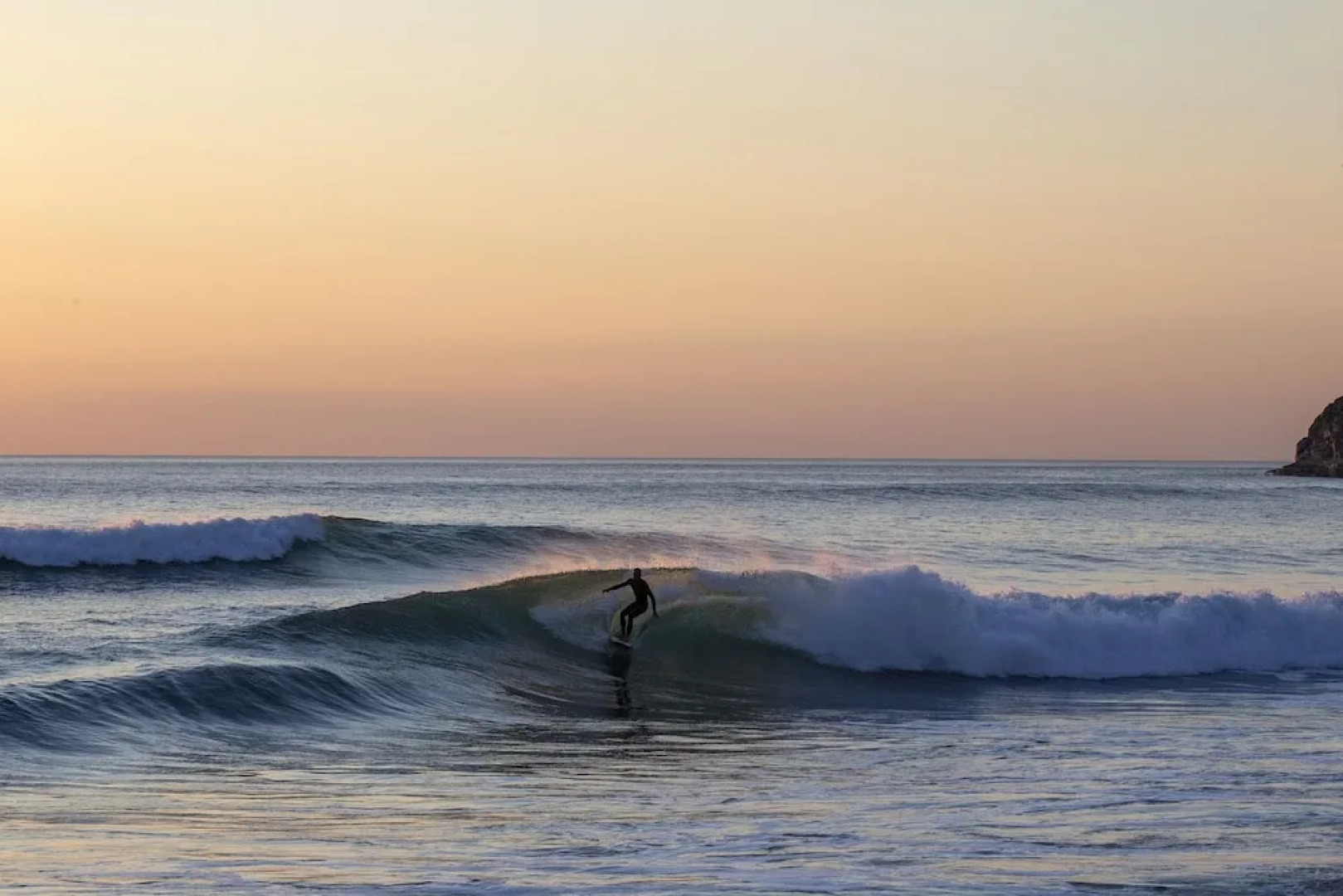 Black Shanti Tipi 2 With Ocean View