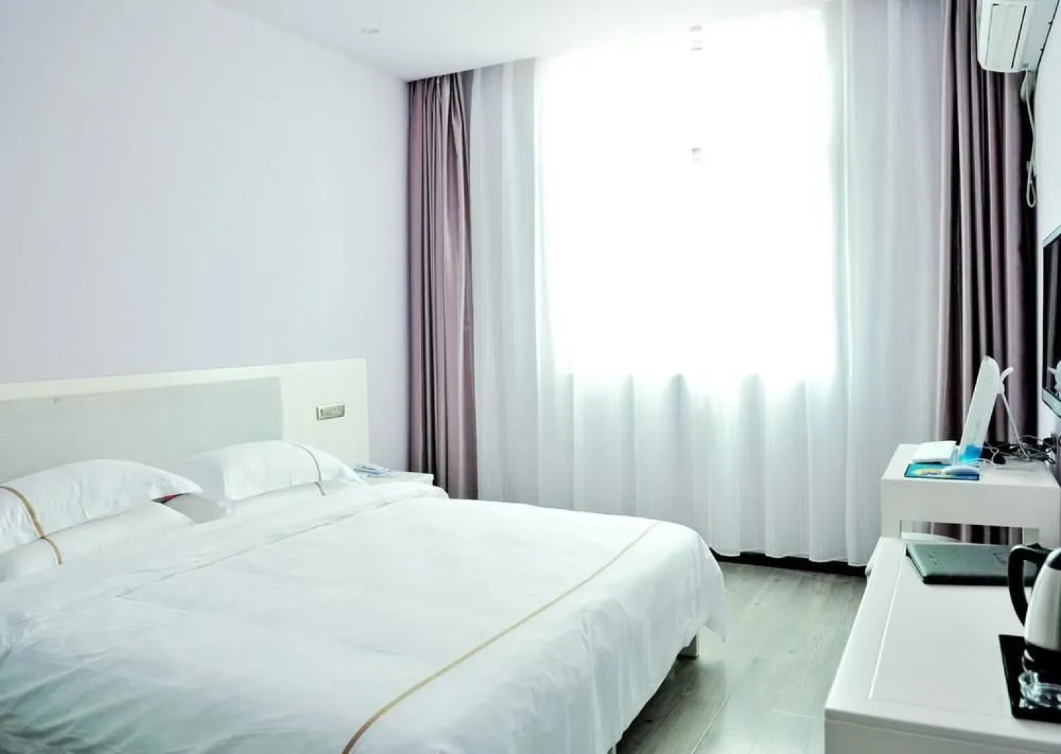 Wan Hang Zhi Xing Boytique Hotel