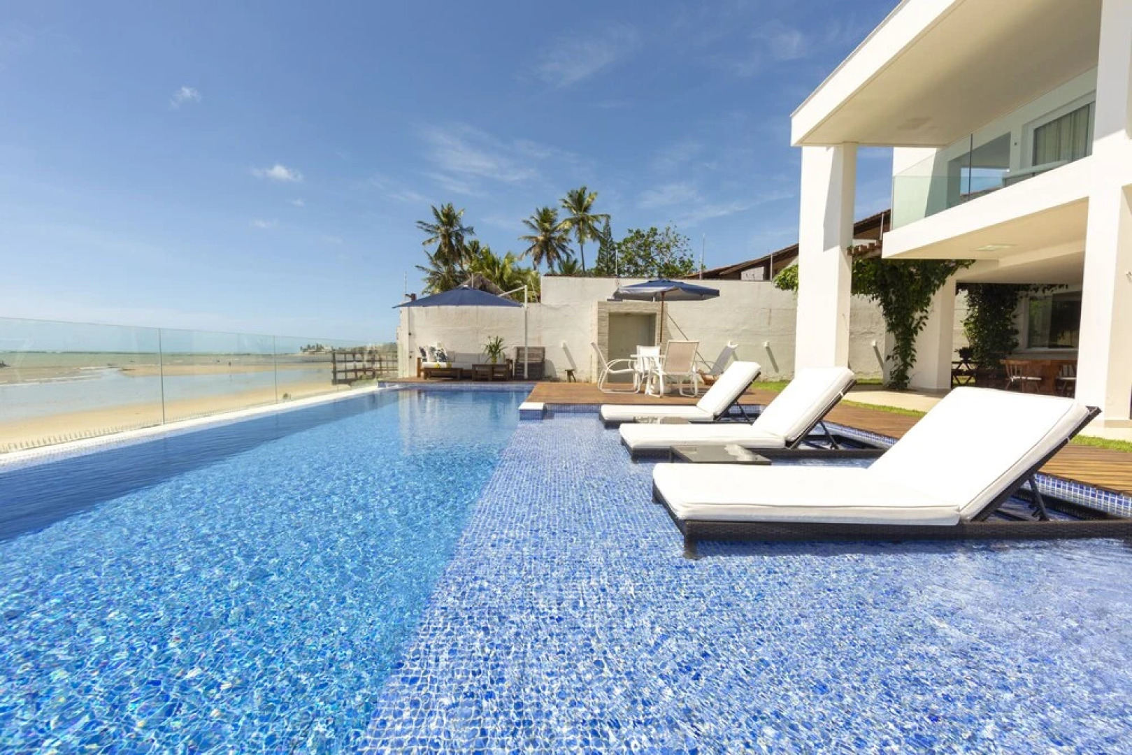 Moderna Casa Beira Mar em Porto Mirim RN