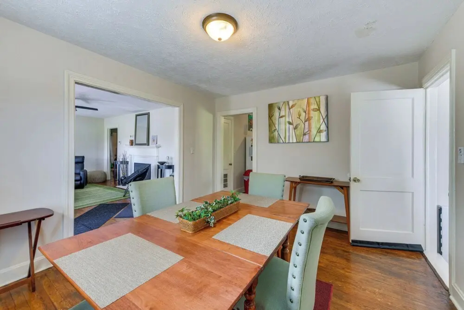 Spacious Retreat, 2 Miles to Tuskegee University