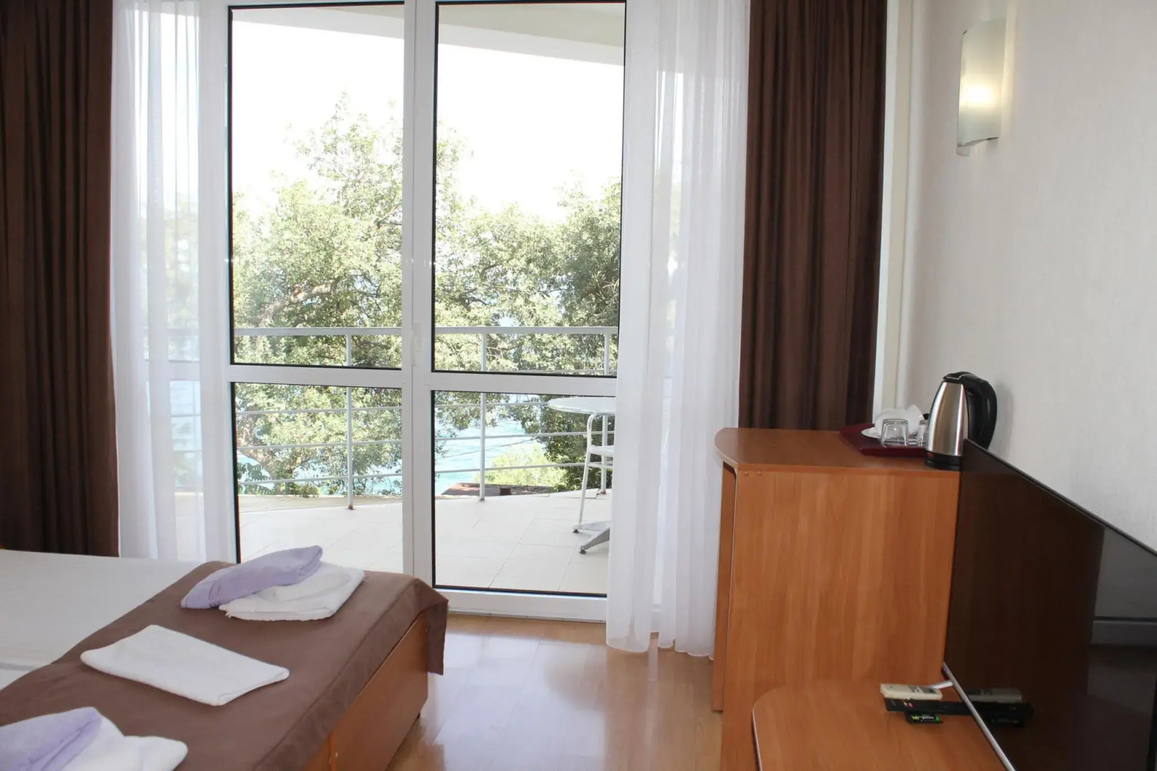 Ласковый берег