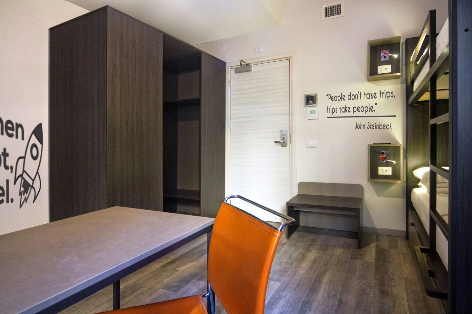 The RomeHello - Hostel