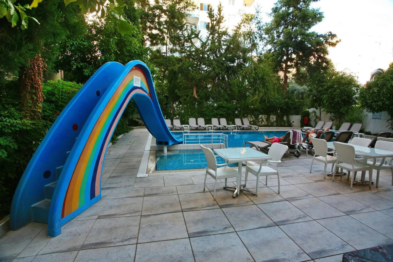 Kleopatra Celine Hotel