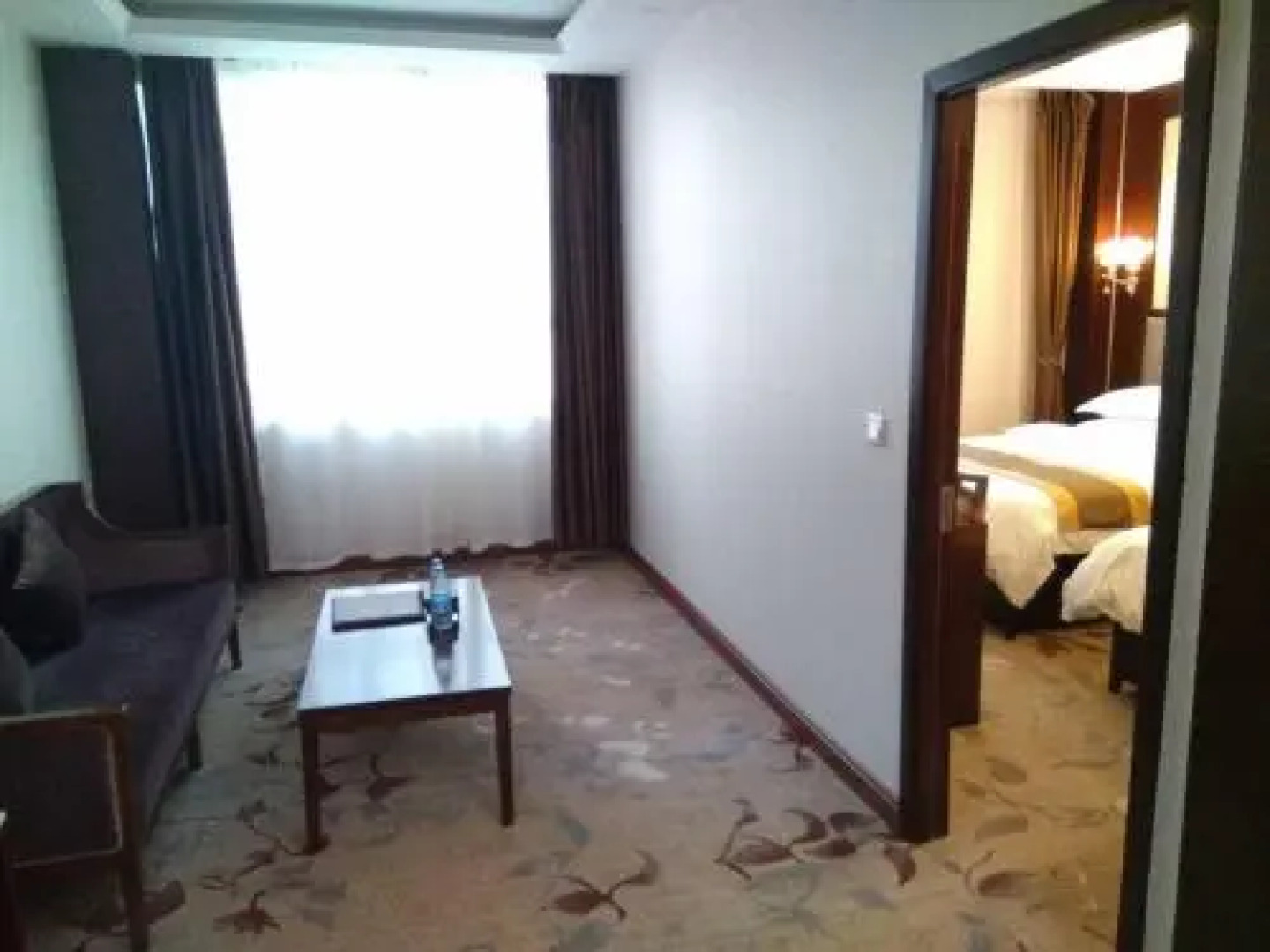 Kuerle Jinrun Holiday Hotel Airport Road