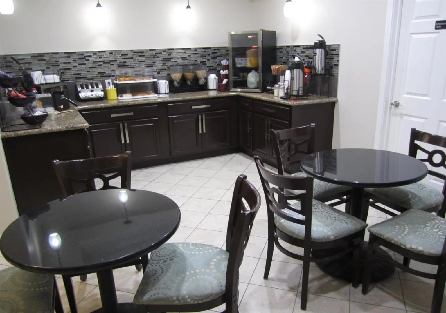 Executive Inn & Suites - Jewett