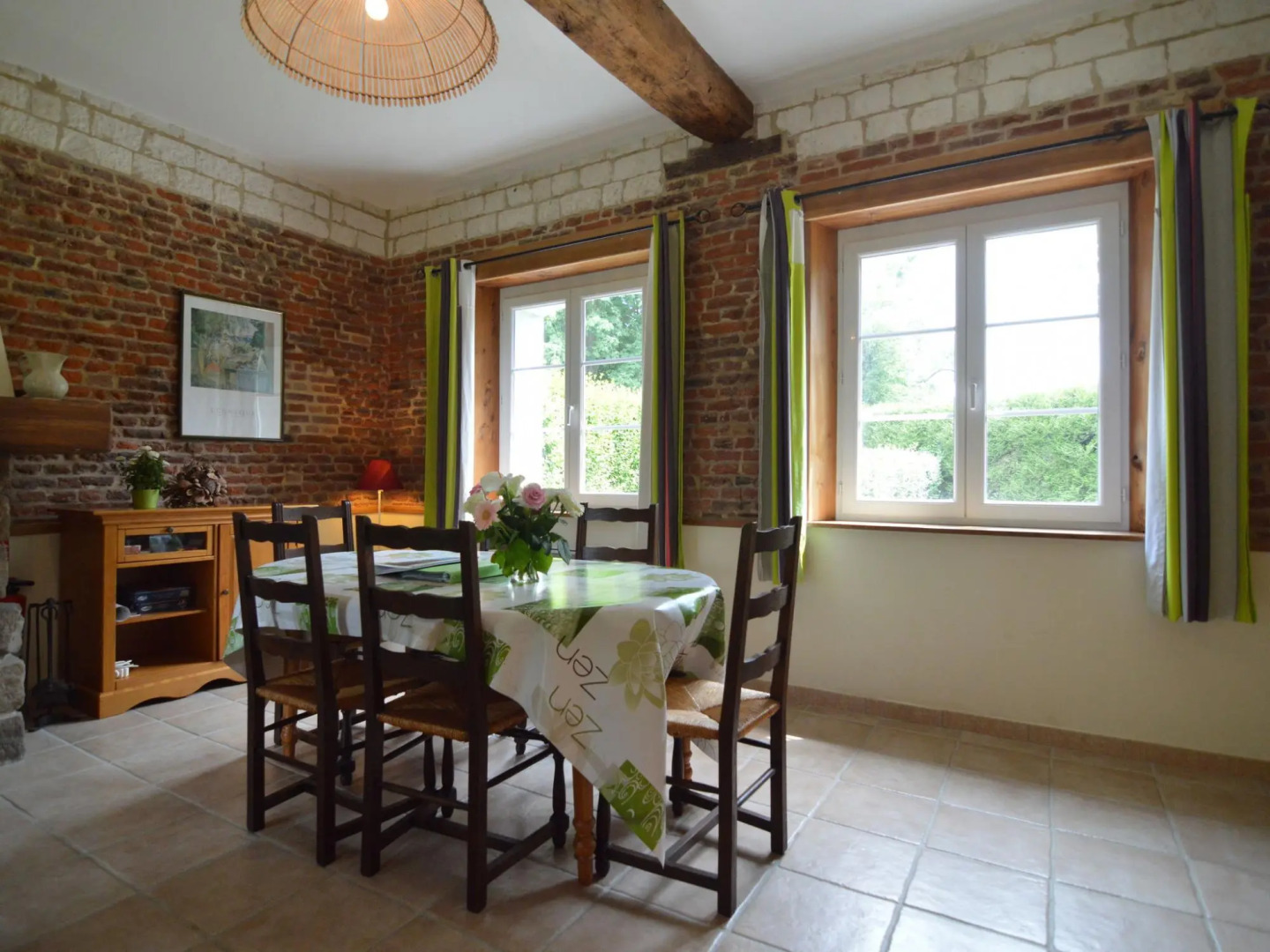 Middle House Listed as Historic Building Near Montreuil