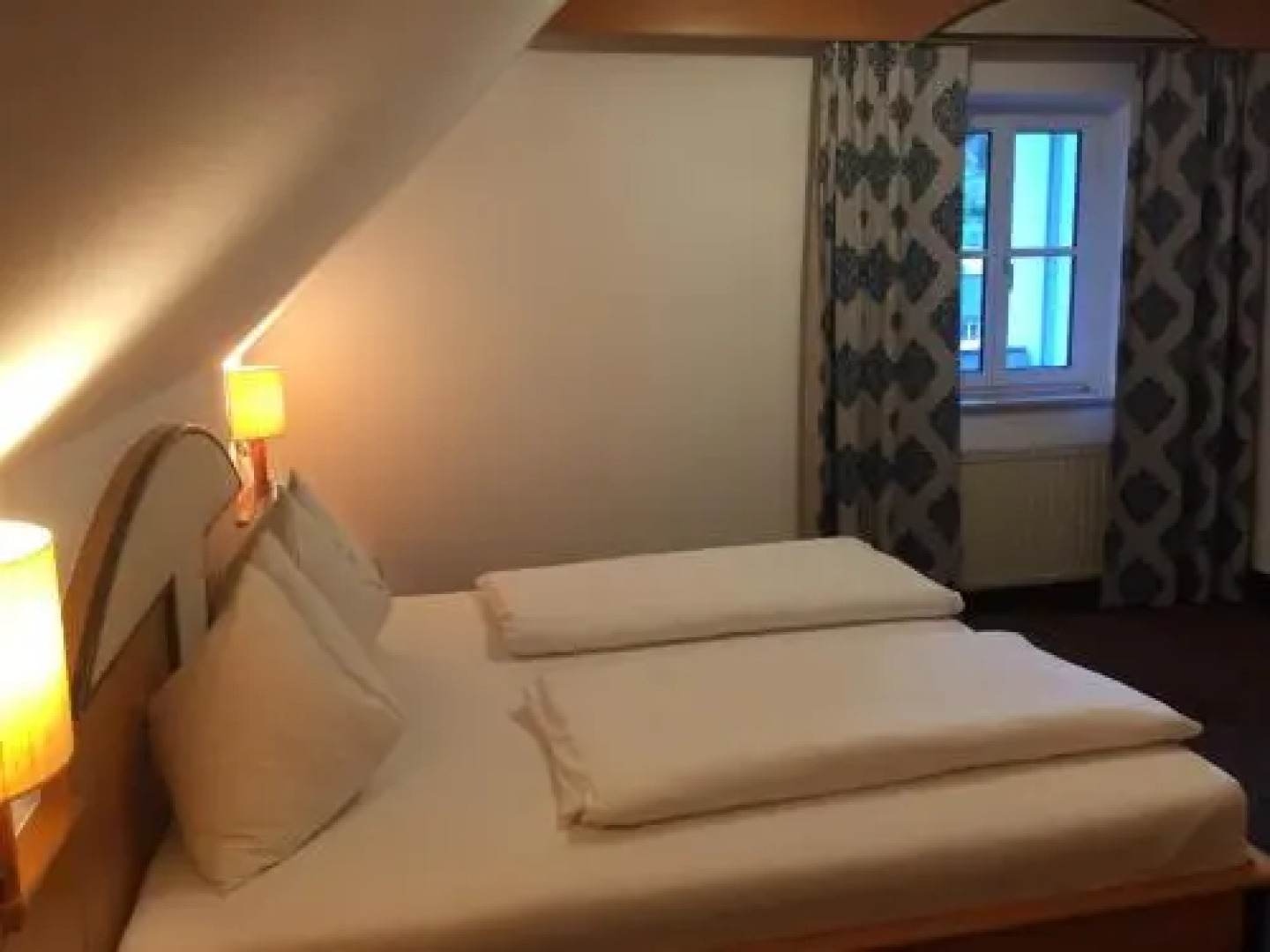 Hotel-Gasthof Goldenes Schiff