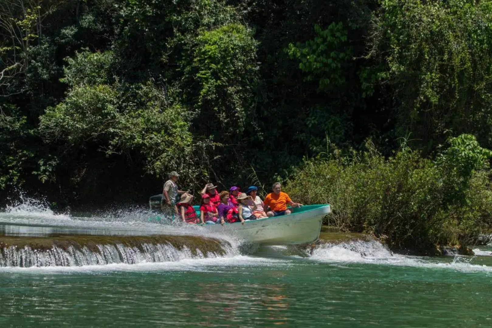 Las Guacamayas Lodge Resort, Selva Lacandona, Chiapas México