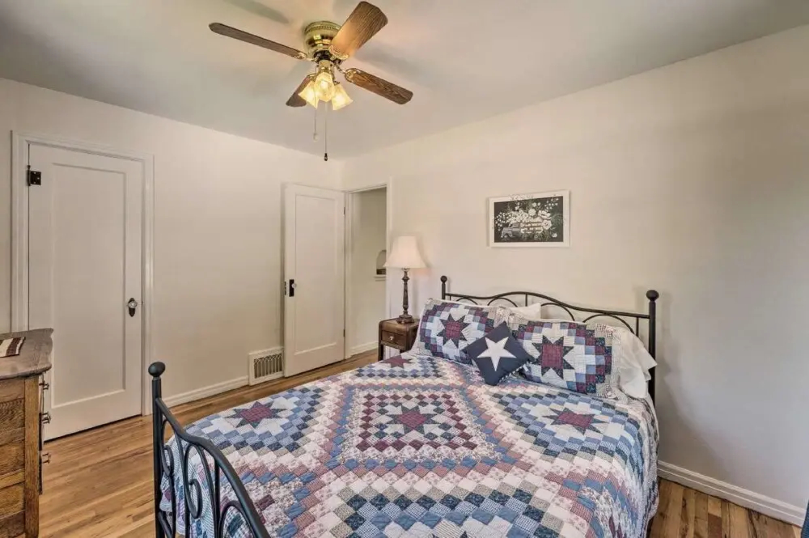 Charming Idaho Home 3 Bedroom Cottage by RedAwning