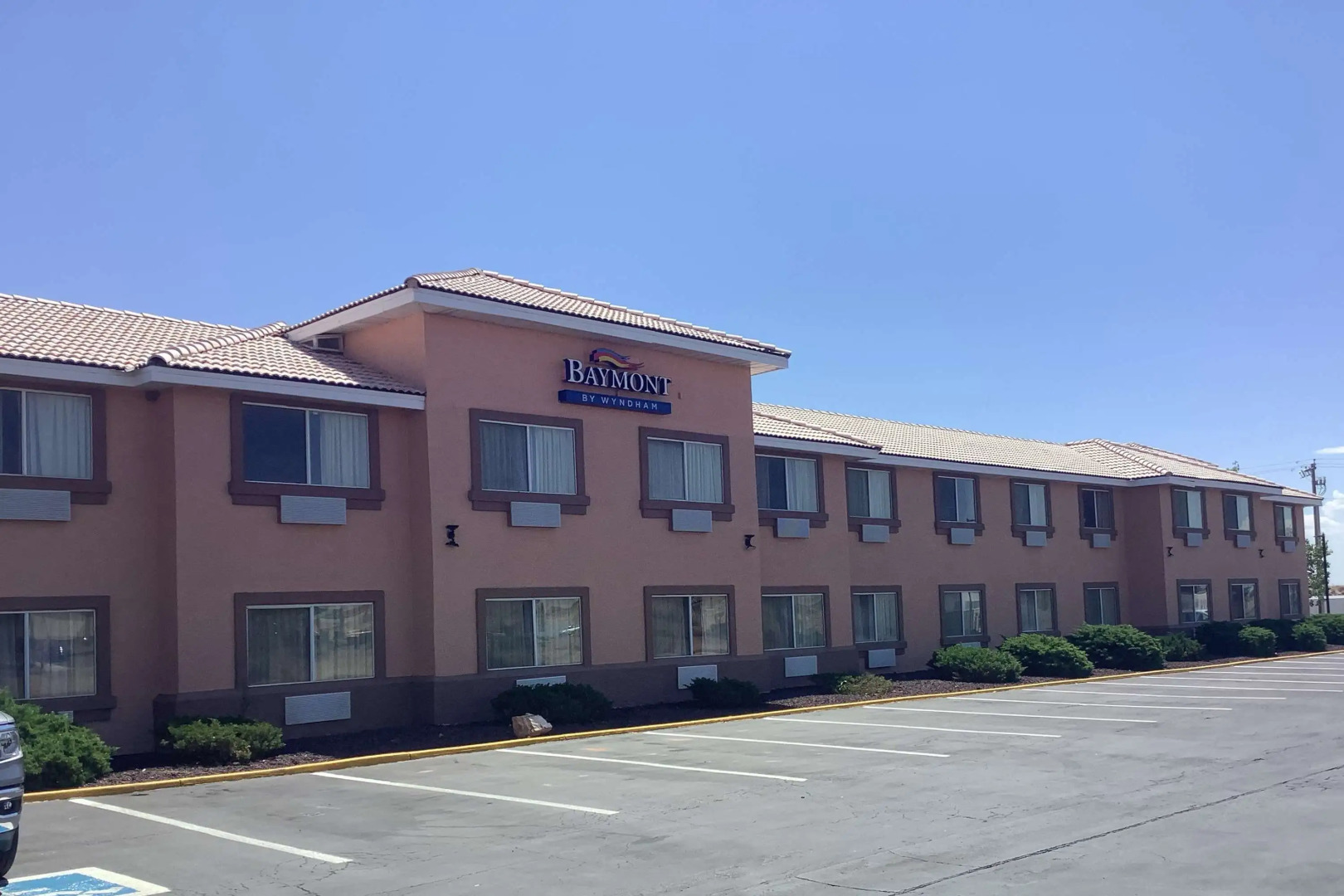 Baymont Inn & Suites by Wyndham