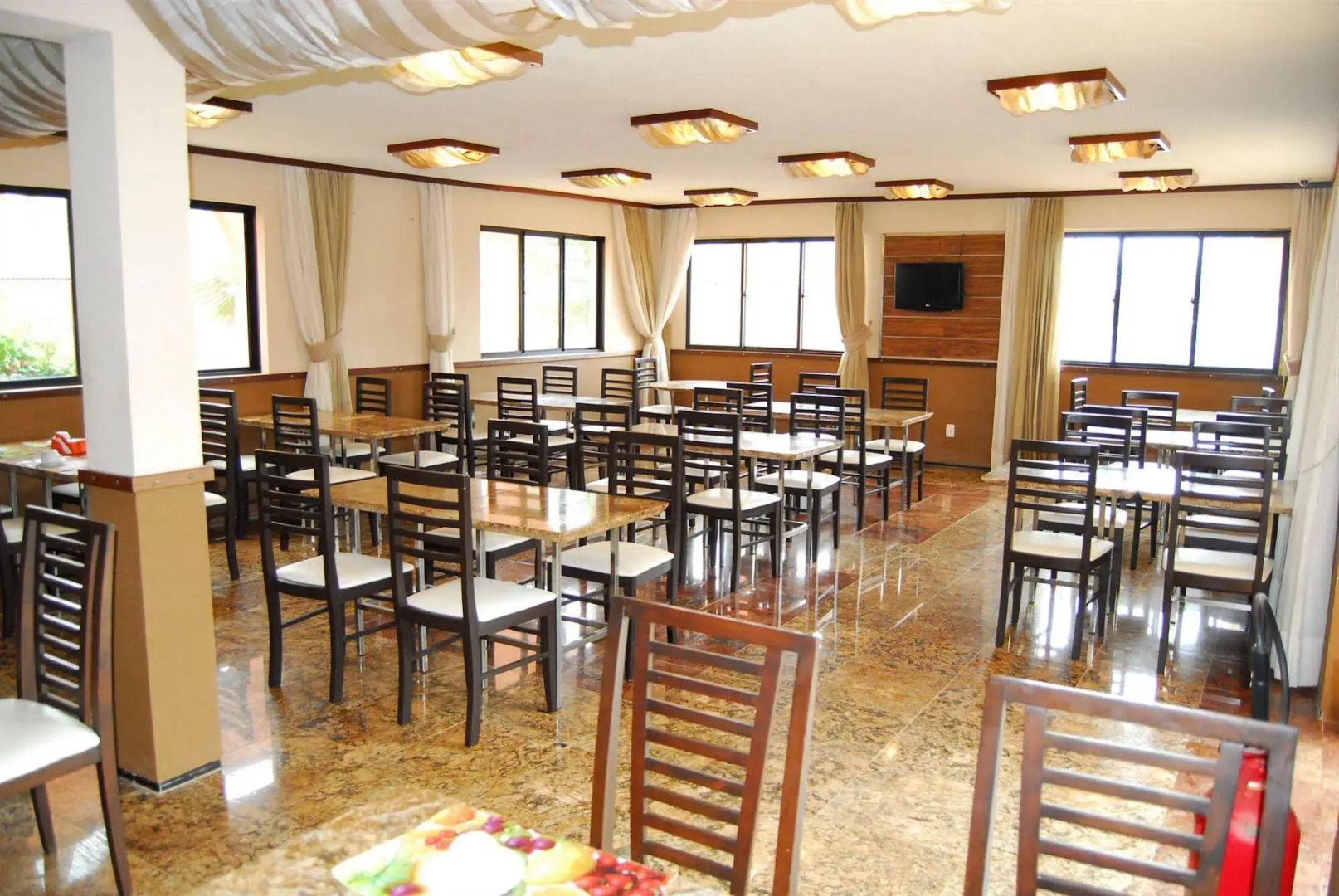 OYO Kalamari Beach Hotel