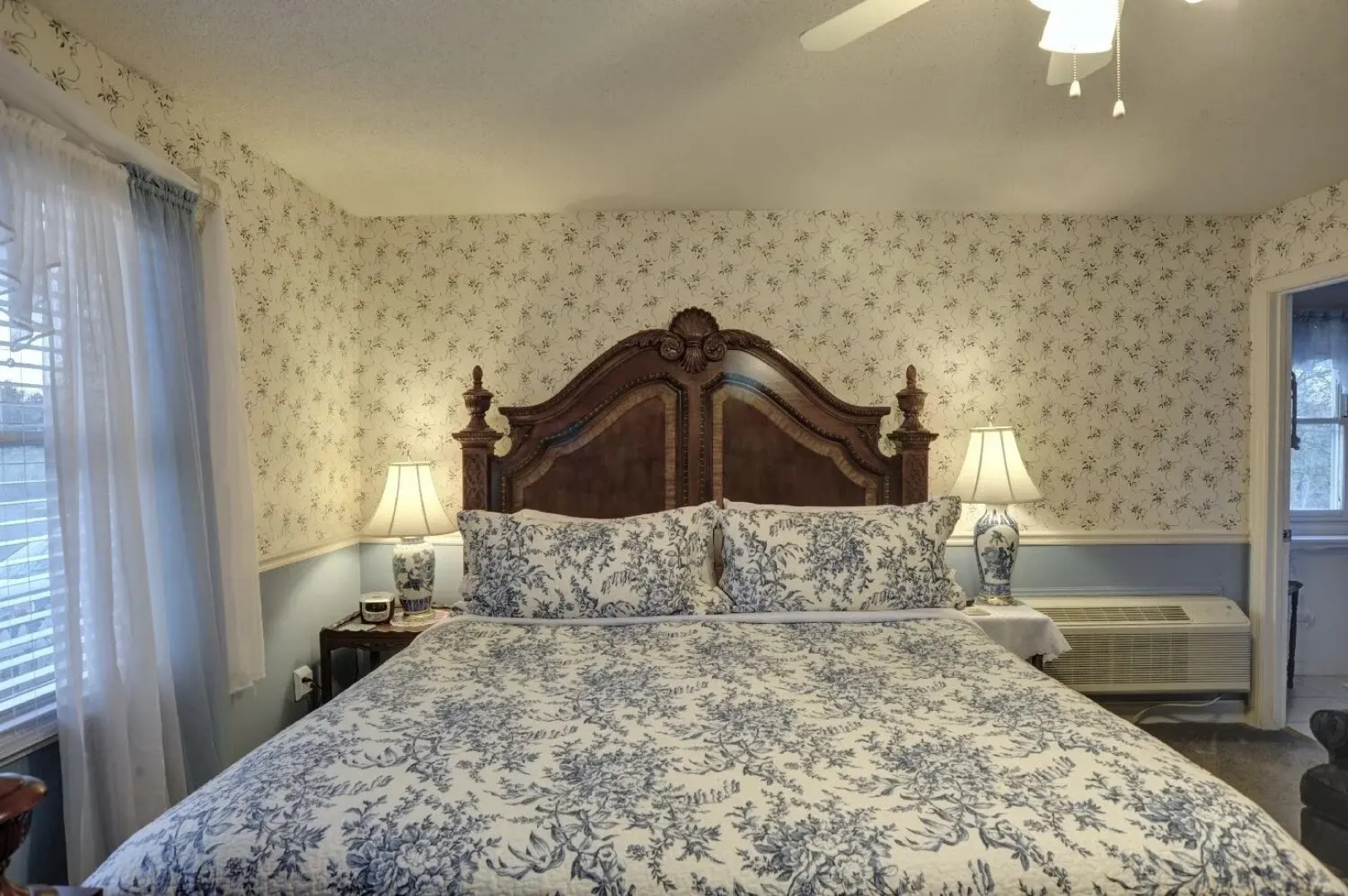 Blue Mountain Mist Country Inn & Spa