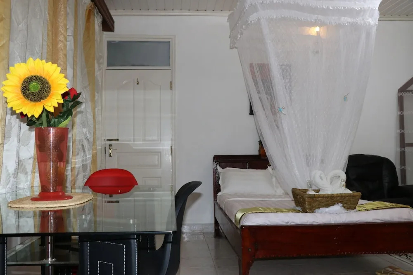 Sundown Hotels And Apartments Millimani