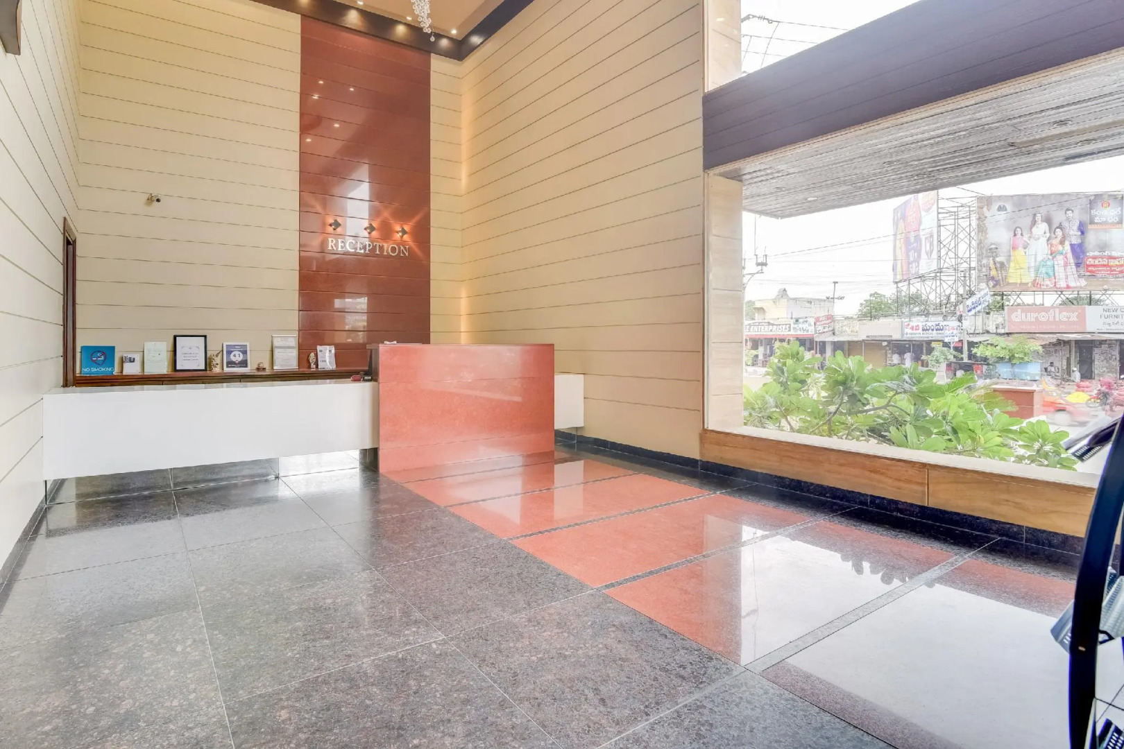 Palette - Sign Regency Hotel