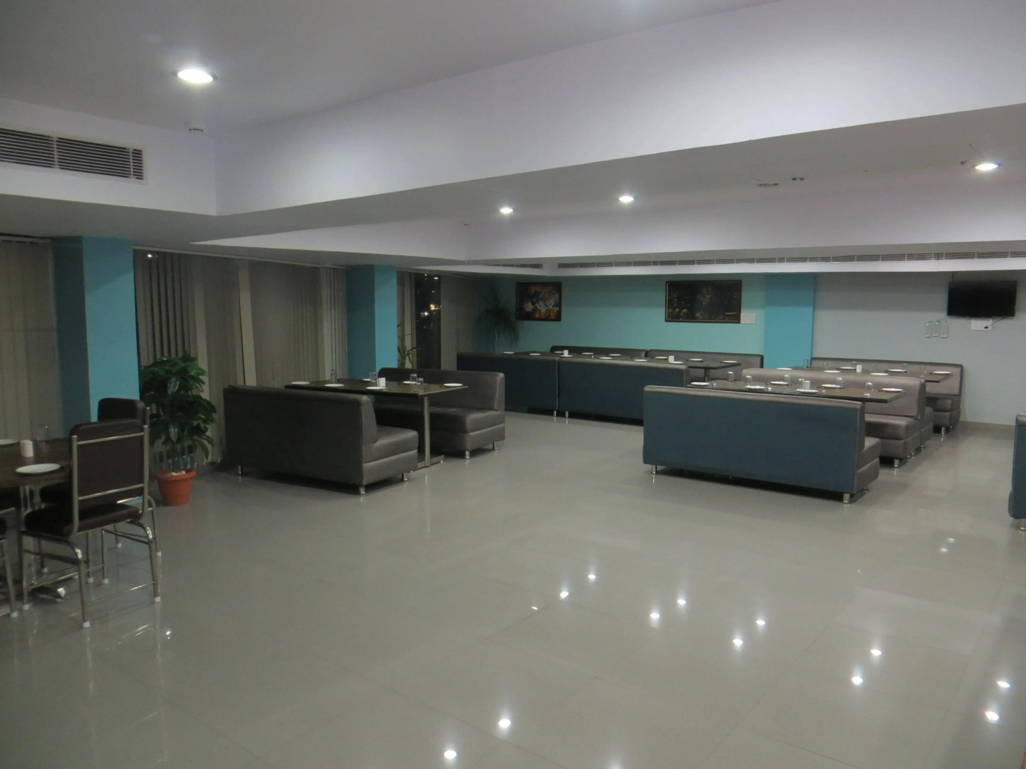 OYO 2676 Avita The Hotel