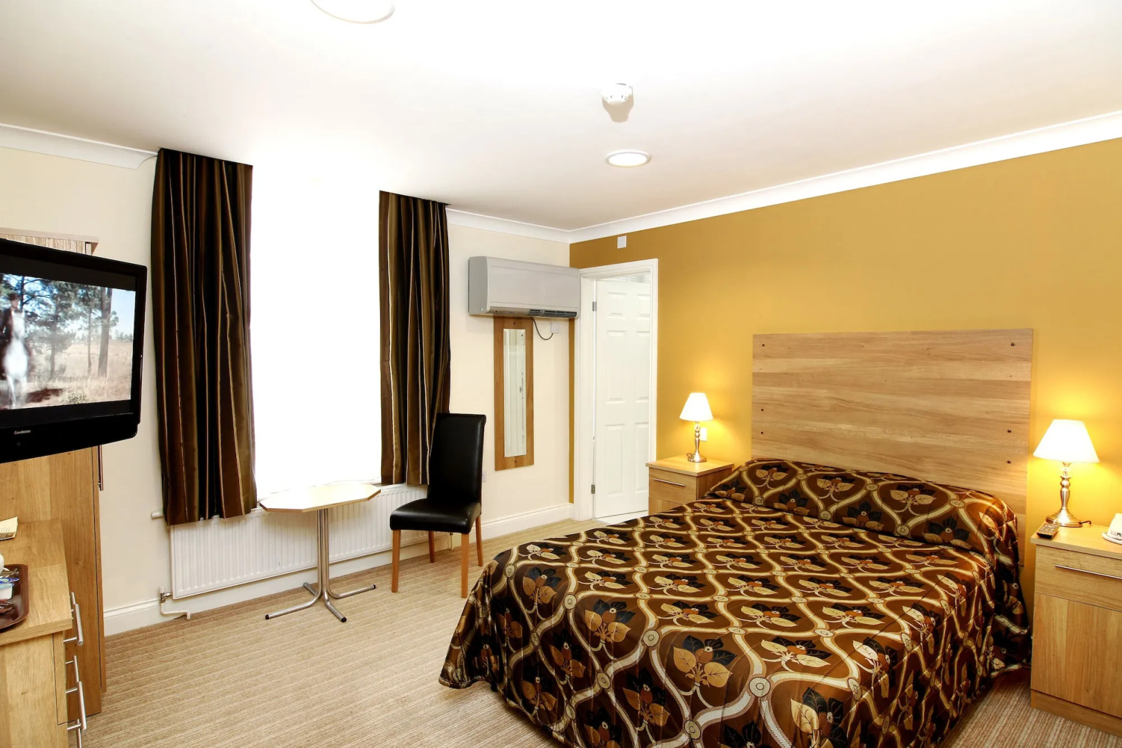 Russel Court Hotel Bournemouth Central