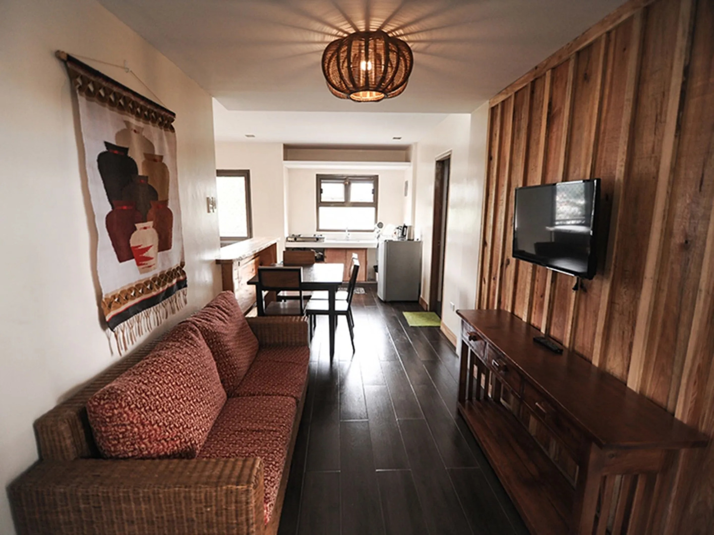 Pine Breeze Cottages