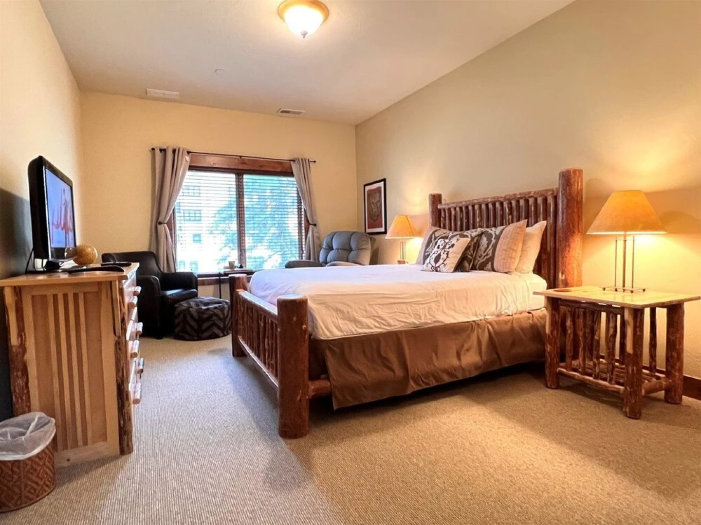 The Pines 3 Bedroom Condo