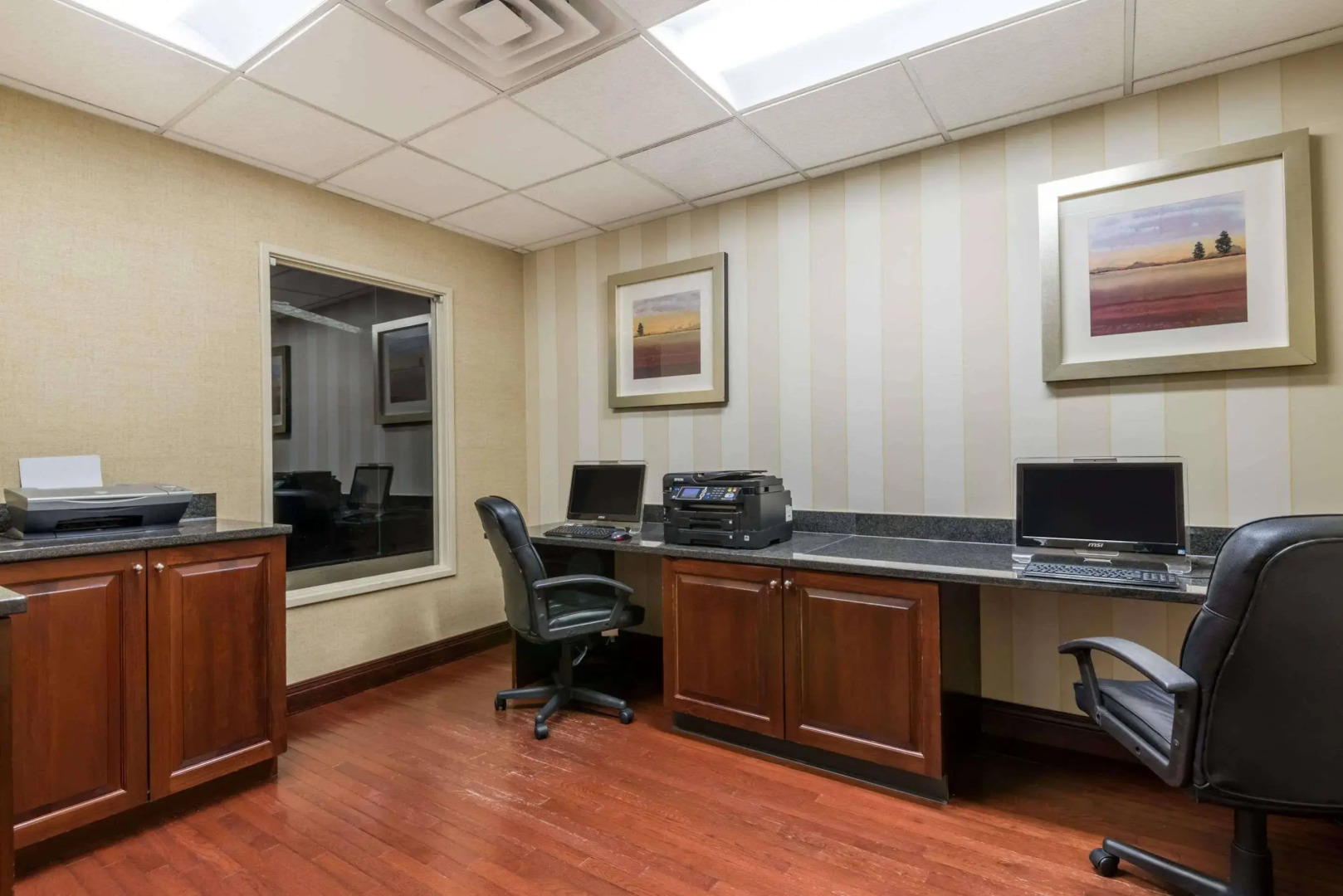 Delta Hotels by Marriott Cincinnati Sharonville