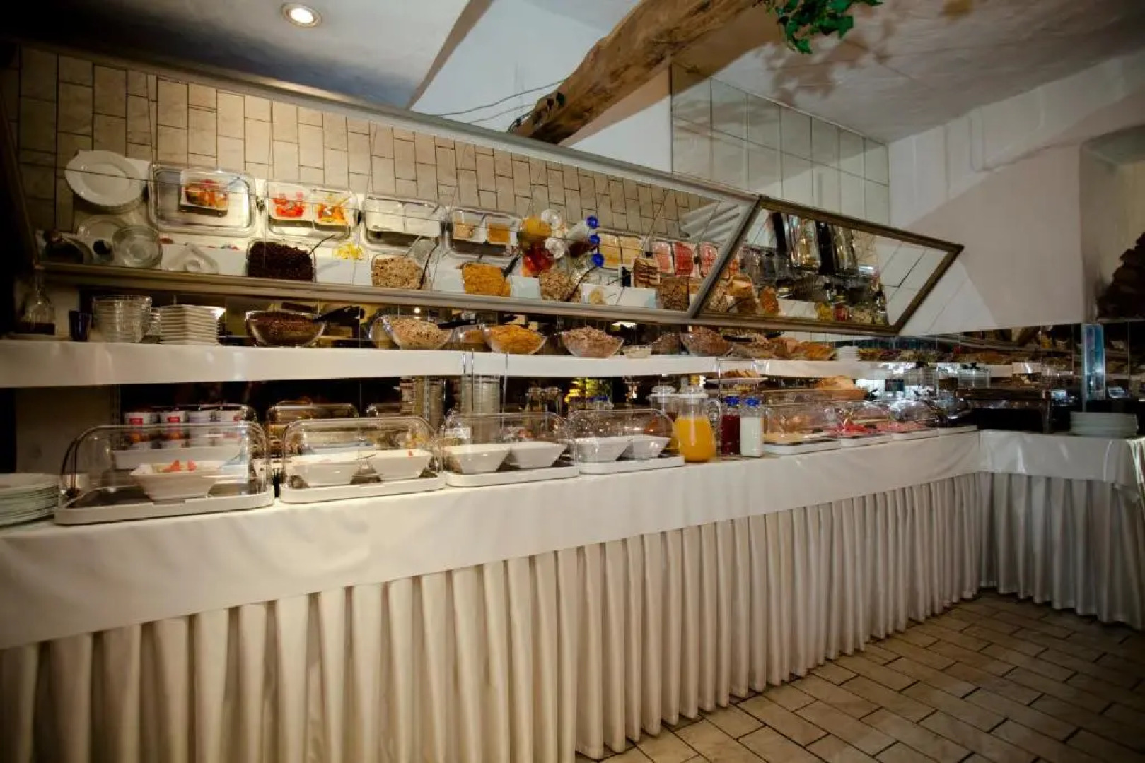 Atomis Hotel Düsseldorf City