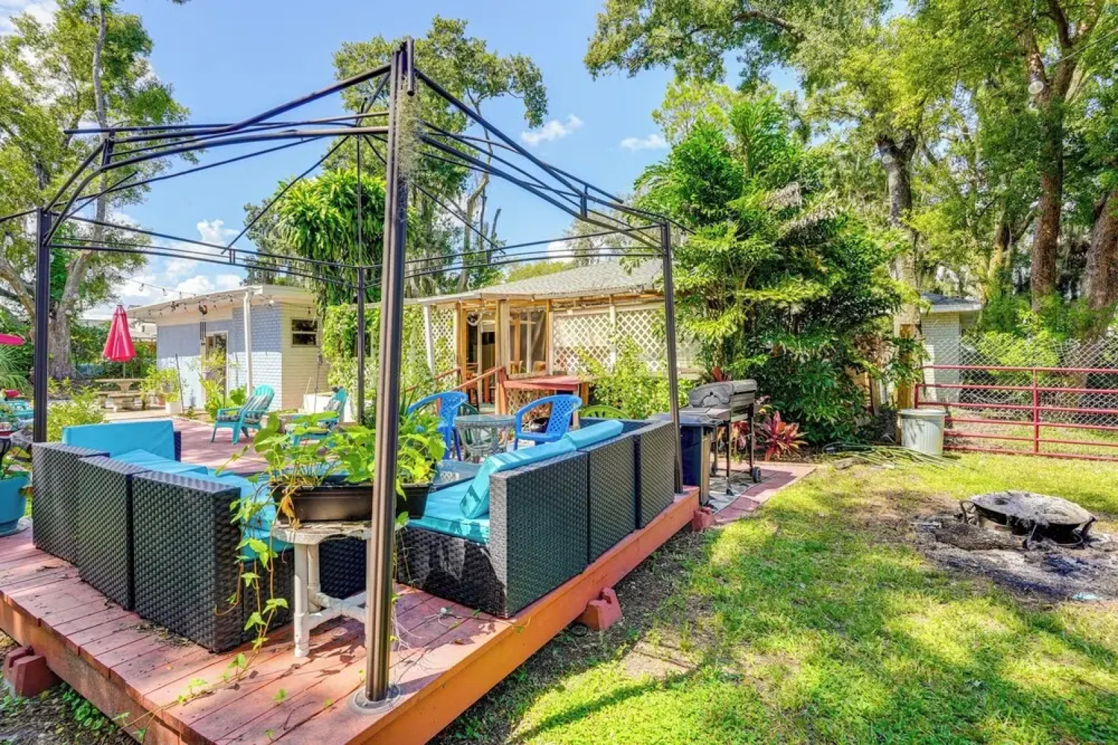 Spacious Plant City Home 1 Mi to Dtwn