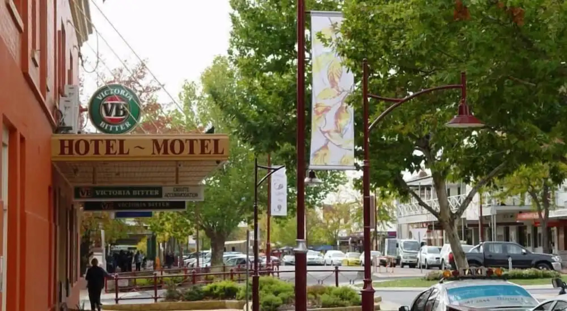 The Commercial Hotel