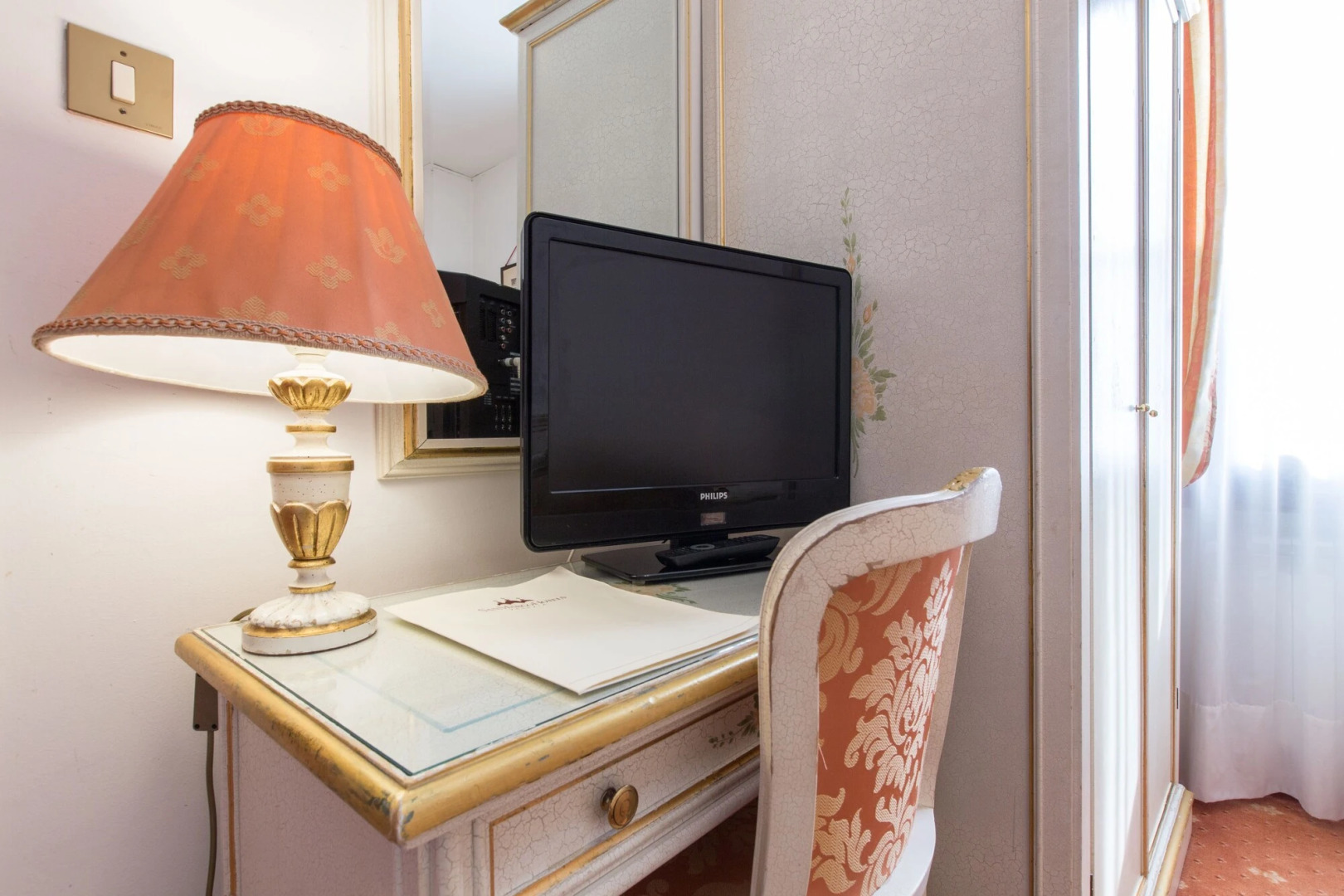 Hotel Ambassador Tre Rose