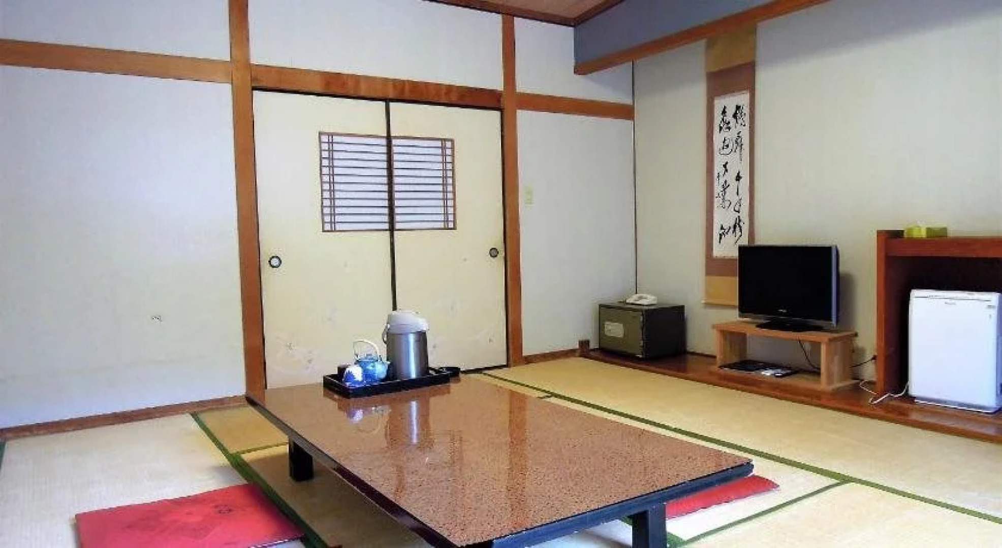 Kokumin Shukusha Hibiki