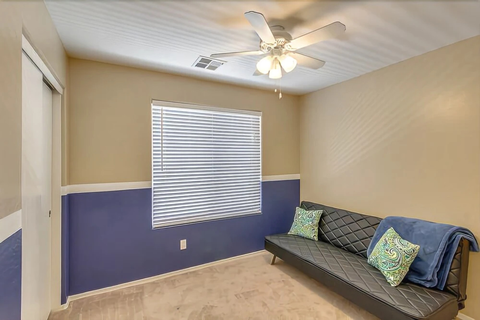 Peggy - 3 Br home by RedAwning