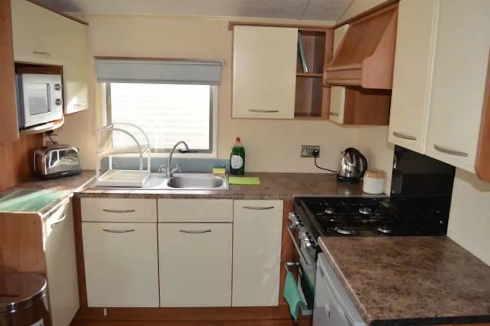 Luxury 3 Bed Caravan Lakes - Haven Site