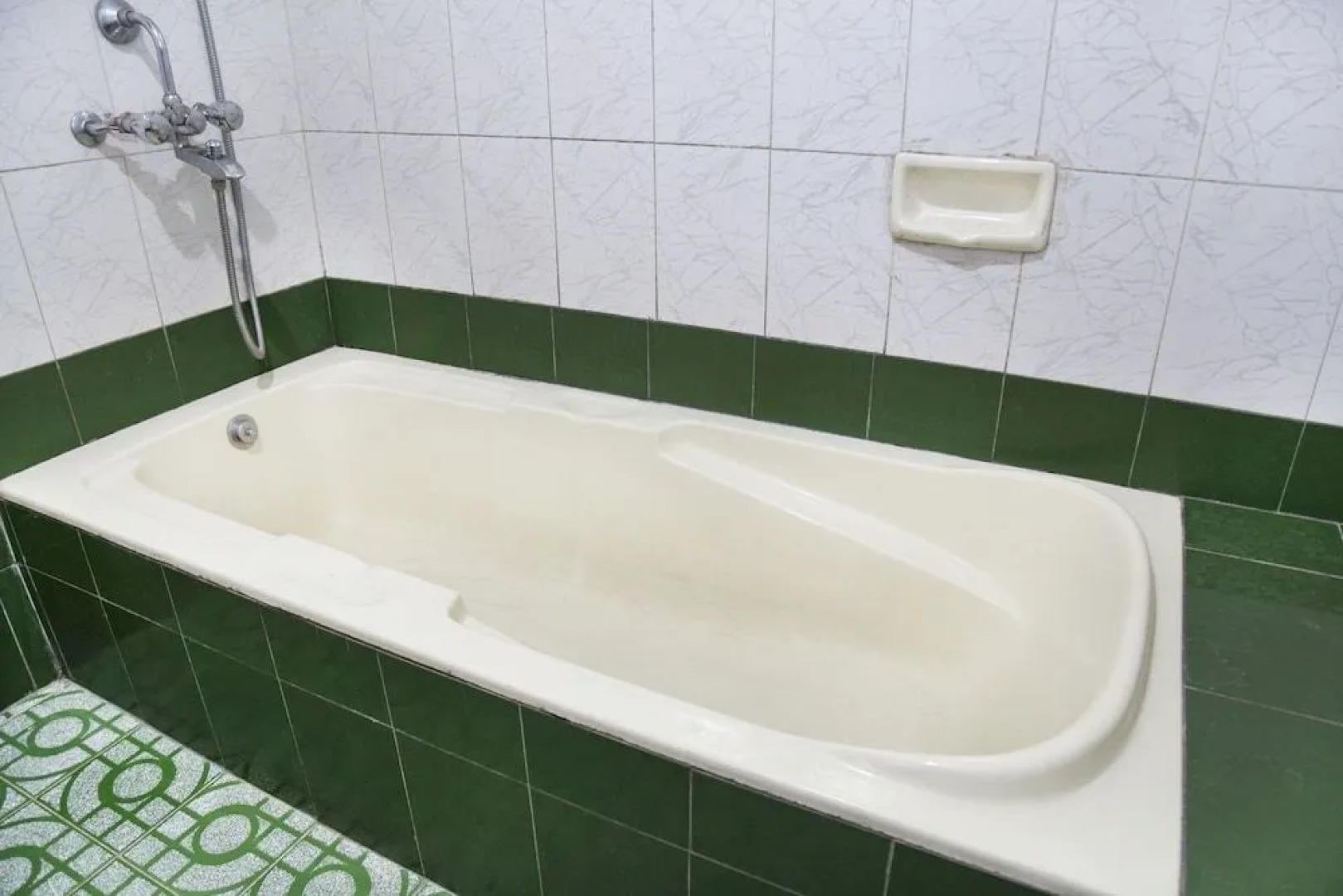 GuestHouser 1 BR Bed & Breakfast