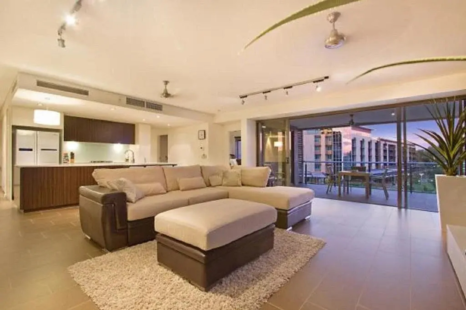 Wharf Escape Holiday Apartments