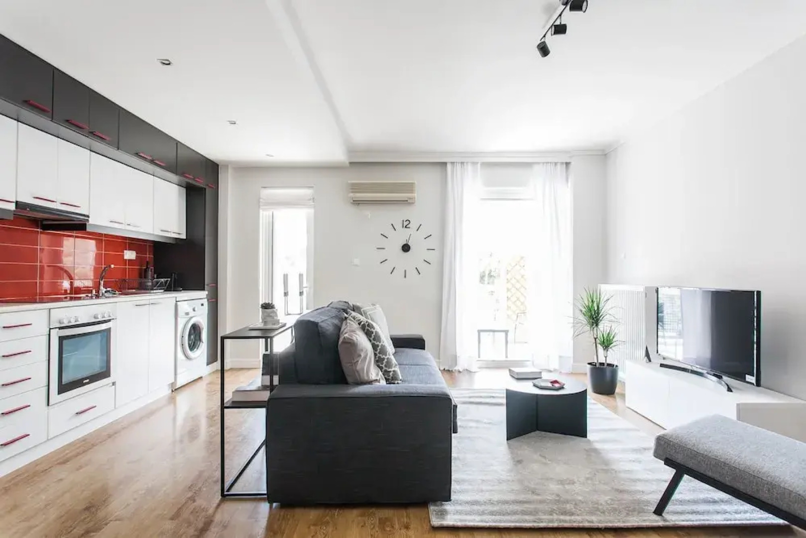 Upstreet Bright 1Bd Apt In Chalandri