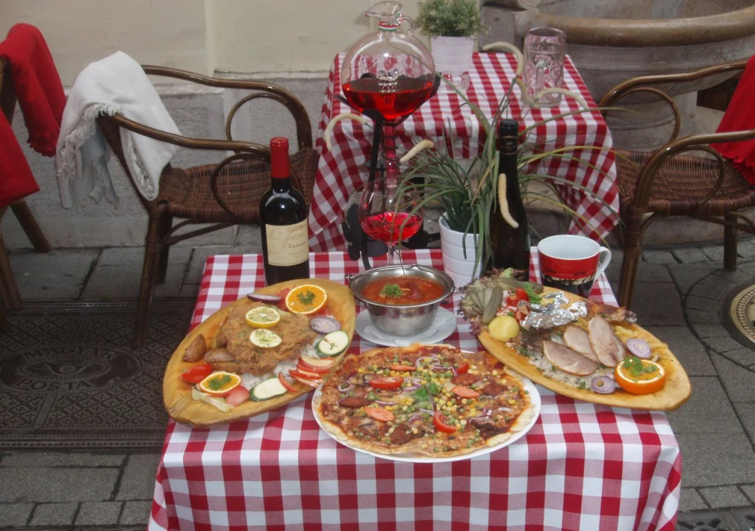 Budapest River Hotel