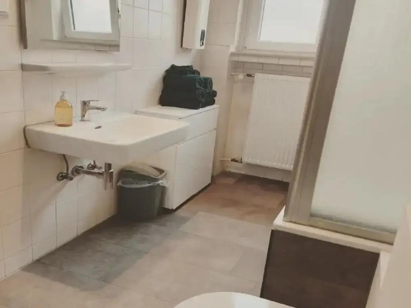 Modern Apartment With Balcony