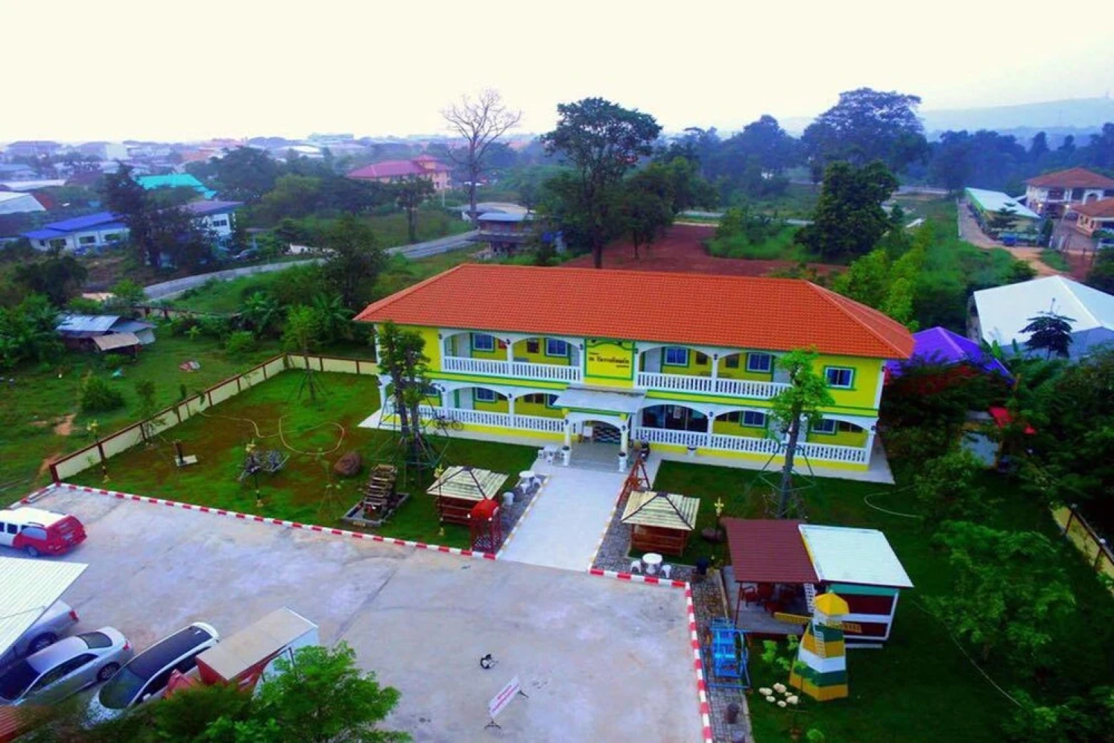 Na Wanwan Resort & Hotel