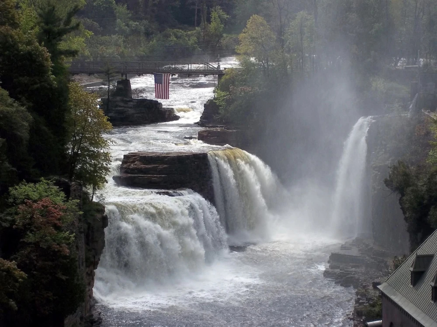 Econo Lodge Inn & Suites Plattsburgh