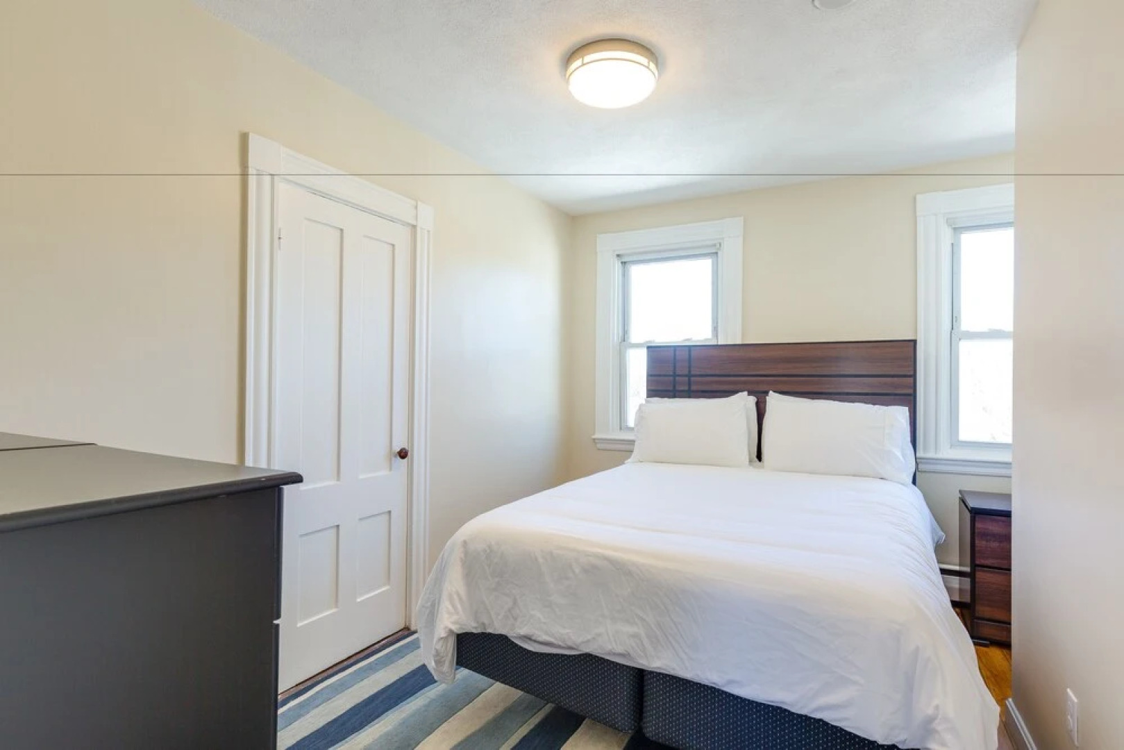 Chestnut Hill Apts by Starlight Suites