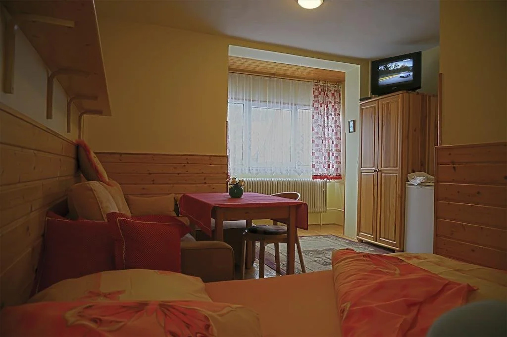 Penzion a drevenica pri Hati