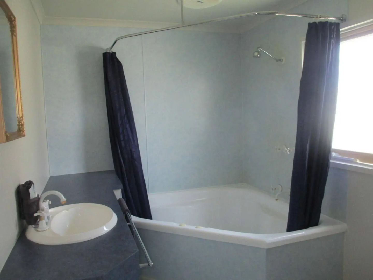 Echo Beach Tourist Park