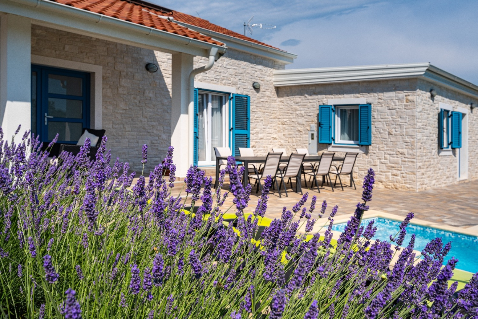 Holiday house Ani 1 - with pool : Privlaka, Zadar riviera