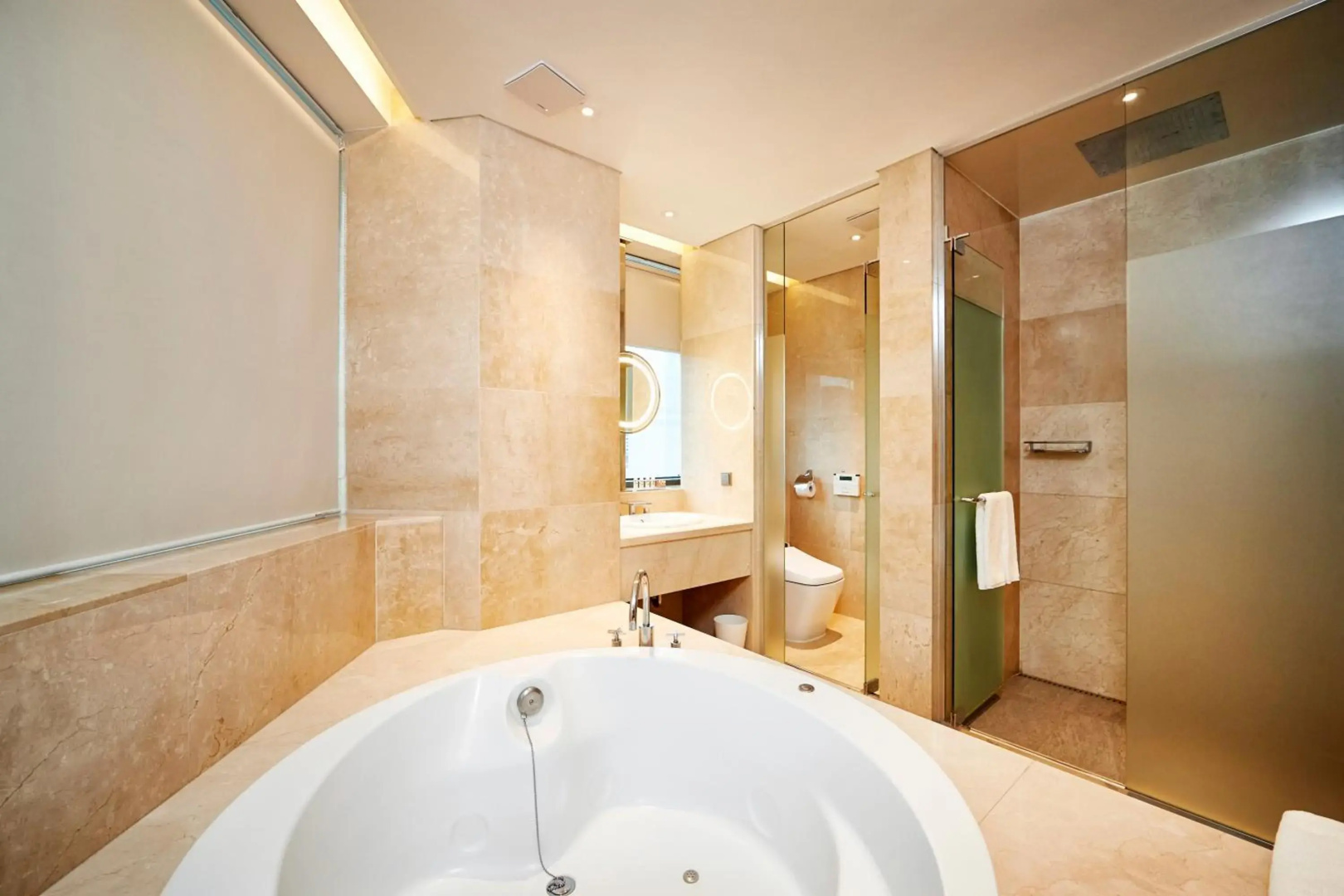 Golden Tulip Balikpapan Hotel & Suites