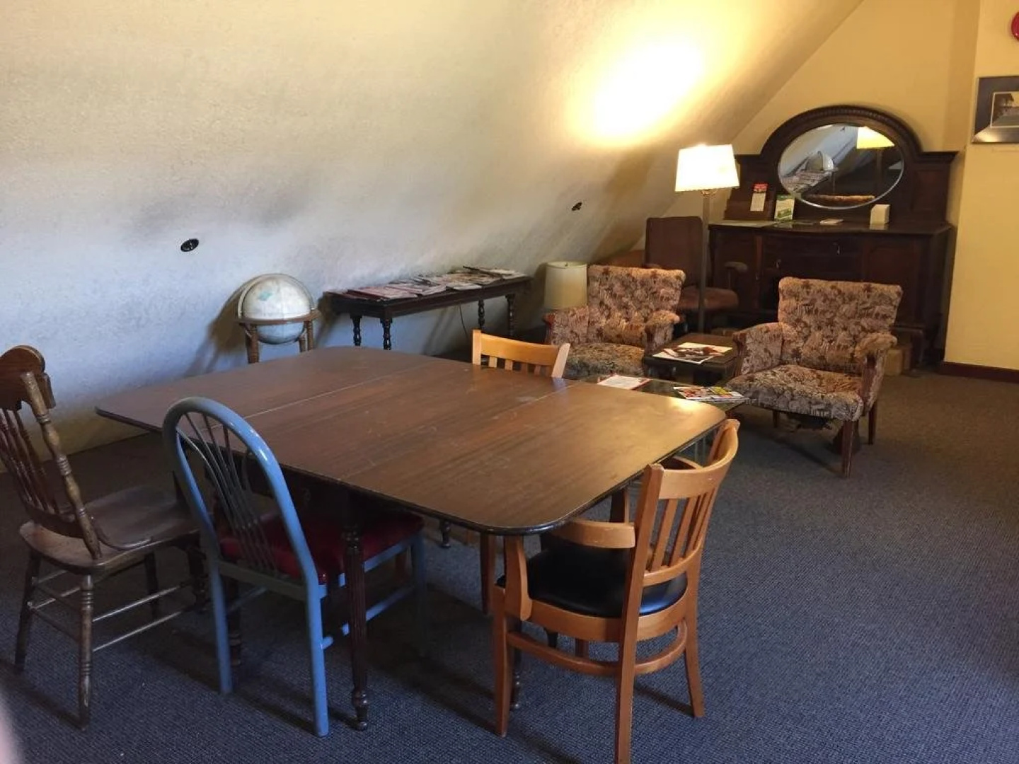 College Inn Hotel