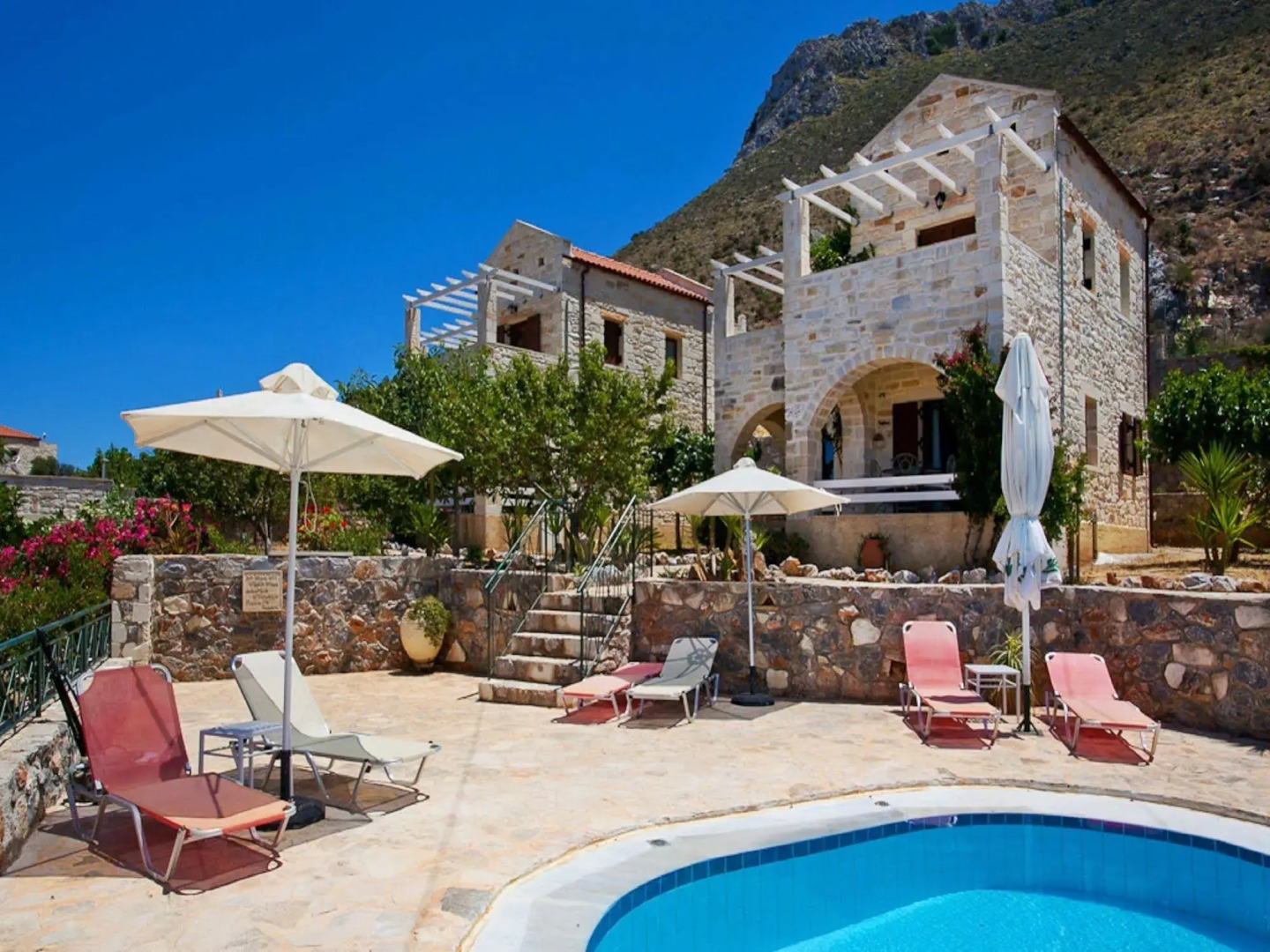 St. Georges Retreat Village